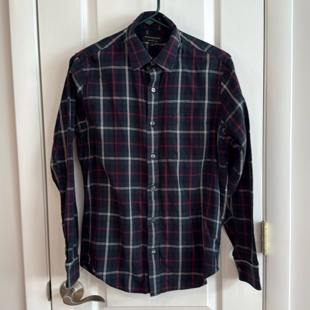 Men’s Banana Republic Factory flannel shirt